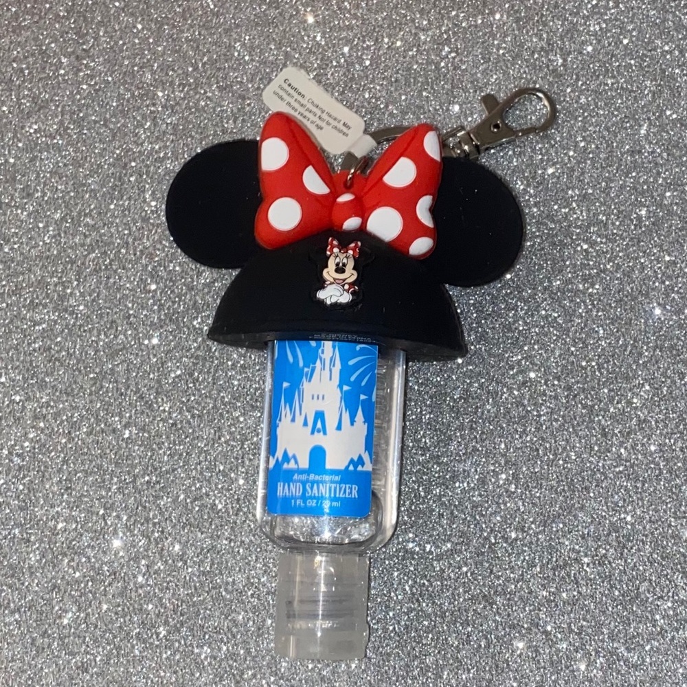 New Disney Parks Minnie Mouse Keychain